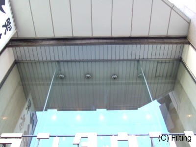 外側より撮影です。