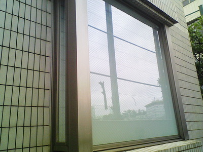 貼り付け完了　外側より撮影