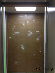 パテ処理中です