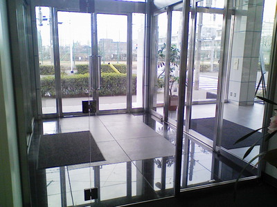 グラデーションフィルムの【エアリナ】貼りつけ前です。