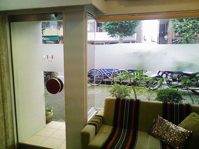 貼り付け完了室内から見た感じです。