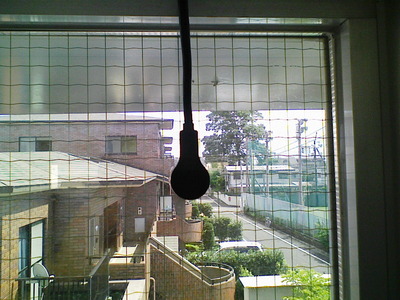 センサー部分はくり抜いて施工します。