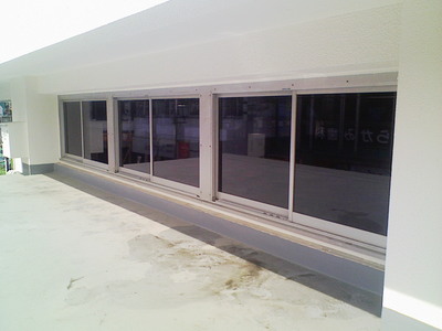 スモークタイプの外貼り